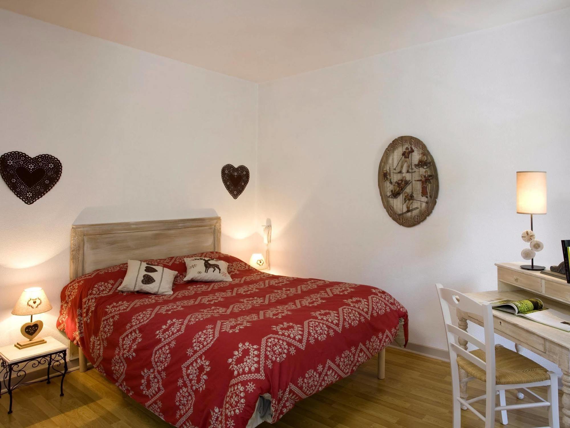 Hotel Le Rivalet Montaigut-le-Blanc  Zewnętrze zdjęcie